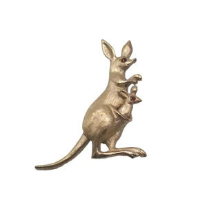 Avon Red Rhinestone Kangaroo Moveable Baby Joey in Pouch Brooch Pin Gold Tone